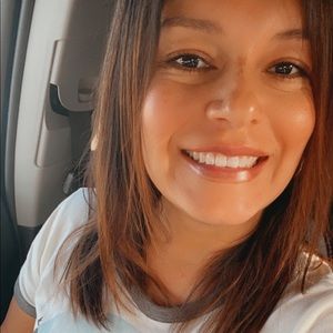 Meet your Posher, Alexandra